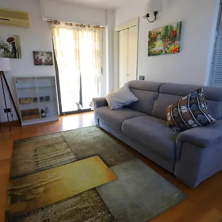 Marconi Apartment